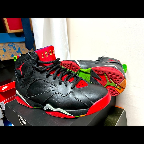 Jordan Retro 7 Marvin the Martians - Picture 3 of 5